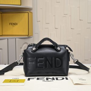 フェンディ バイザウェイ ミニ