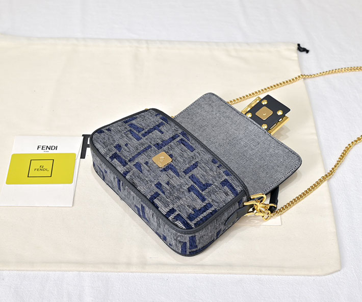 最高級フェンディスーパーコピー フェンディバッグコピー バゲット ミニ ブルー 8BS017ASU0F1PQK ゴールド金具 - 画像 (5)