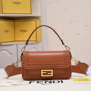 フェンディ マンマバケット 買取価格
