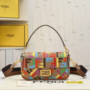 フェンディ バゲット 復活