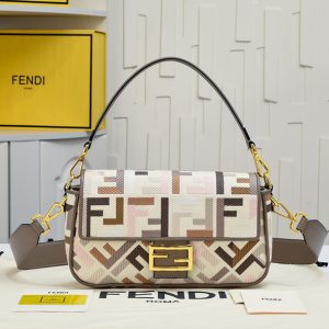 フェンディバッグ 定番