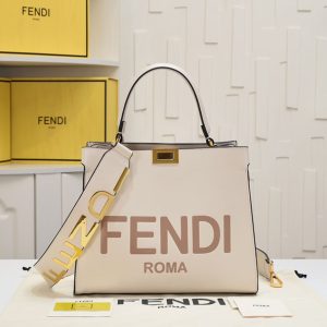フェンディ ショルダーバッグ 人気
