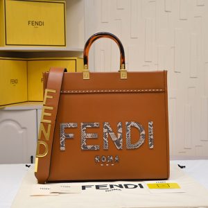 フェンディトートバッグ公式