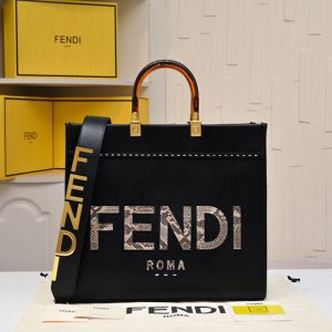 フェンディー トートバッグ