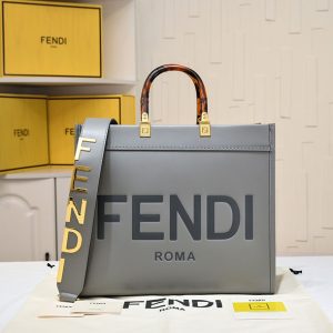 フェンディ バイザウェイミディアム