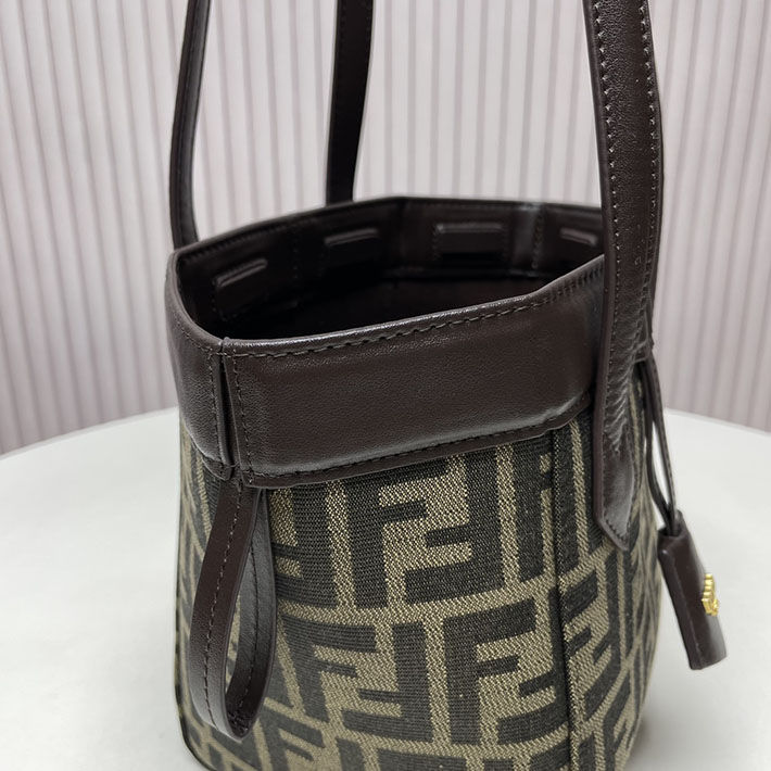 最高級フェンディスーパーコピー フェンディバッグコピー Fendi Origami ミニ ブラウンFFジャカードファブリック 変形ミニバッグ 8BS083AFPMF1GL7 - 画像 (6)