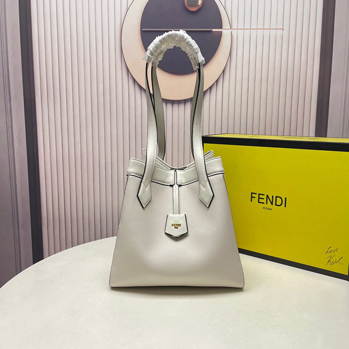 最高級フェンディスーパーコピー フェンディバッグコピー Fendi Origami ミディアム ホワイトレザー 変形バッグ 8BH414APZAF0K7E - 画像 (9)