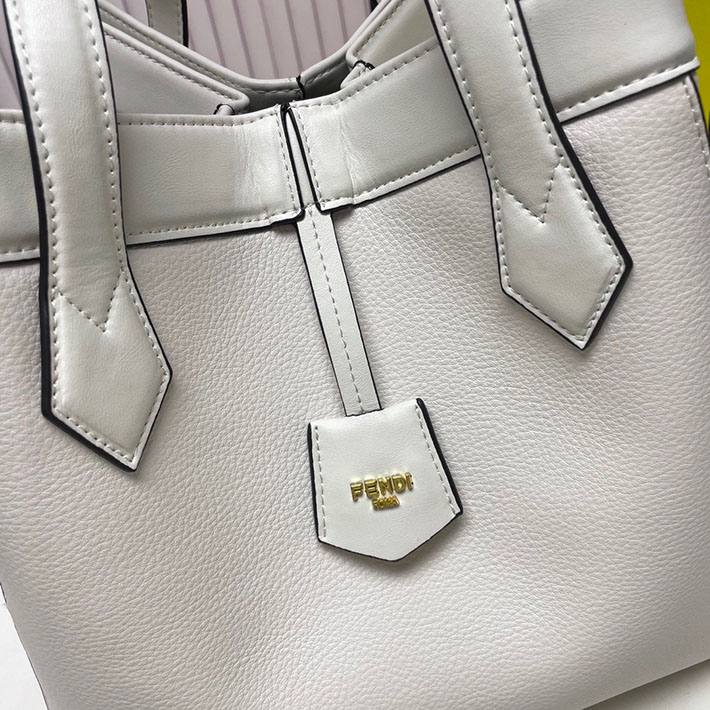 最高級フェンディスーパーコピー フェンディバッグコピー Fendi Origami ミディアム ホワイトレザー 変形バッグ 8BH414APZAF0K7E - 画像 (6)