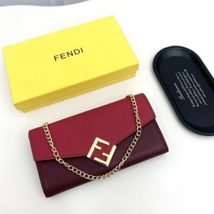 フェンディ チェーンショルダーバッグ
