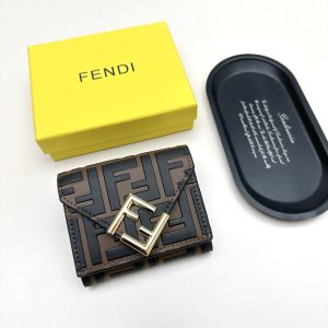 レディース フェンディ 財布