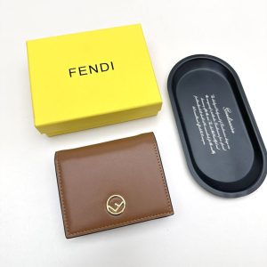 フェンディ 財布 アウトレット