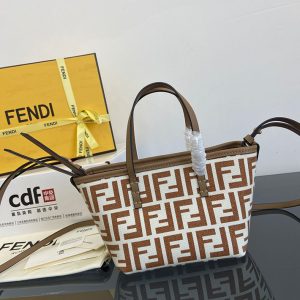 レディース フェンディ トートバッグ