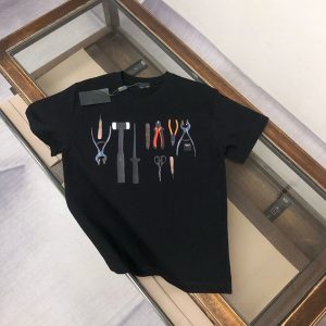 フェンディ tシャツ