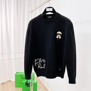 フェンディ セーター 値段