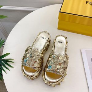 フェンディ アウトレット 佐野
