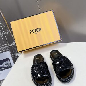サンダル レディース 歩きやすい ブランド