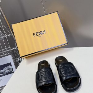 サンダル 人気ブランド