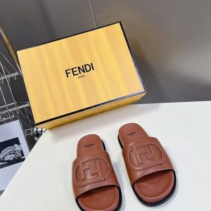 40代 サンダルブランド