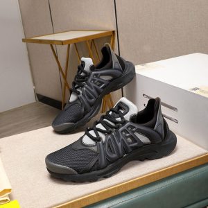 ブランドスニーカー激安