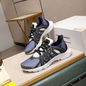スニーカー 人気ブランド