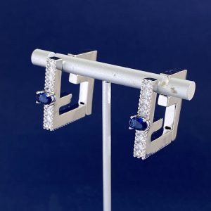 ピアス ブランド 安い