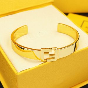 fendi ブレスレット ピンクゴールド