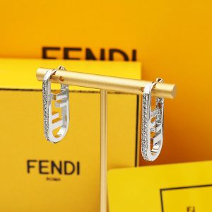 つけっぱなしピアス おすすめ