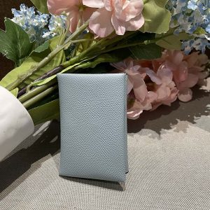 エルメス カルヴィ 公式