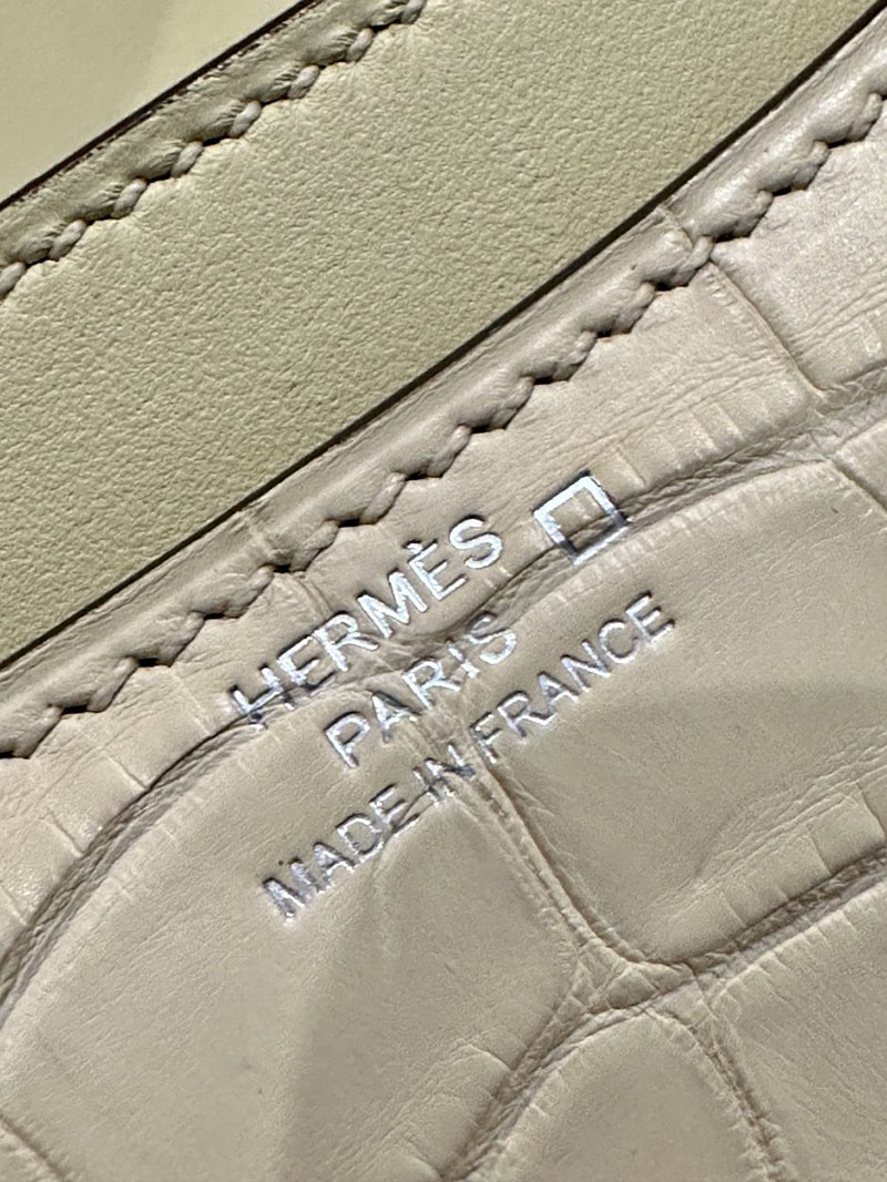 エルメス アウトレット 店舗 HERMES コンスタンス3 ミニ ヴァニラ クロコダイル アリゲーターマット シルバー金具 2520845 エルメス コンスタンス クロコ - 画像 (7)
