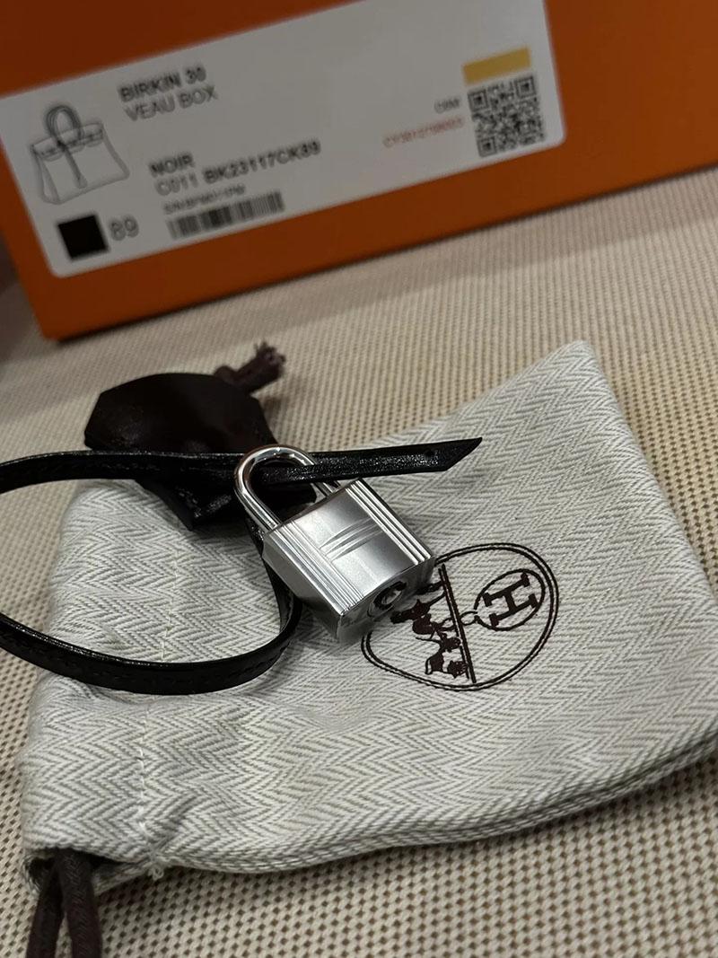 エルメス アウトレット 店舗 HERMES バーキン30 黒 ブラック ボックスカーフ シルバー金具 2520864 エルメス バーキン30 定価 - 画像 (7)