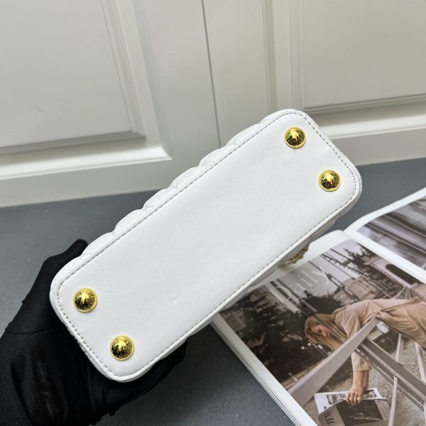 ルイヴィトン カプシーヌ EW MINI 2WAY ショルダーバッグ ハンドバッグ ホワイト lv301005 N品 ルイヴィトン カプシーヌミニ - 画像 (5)