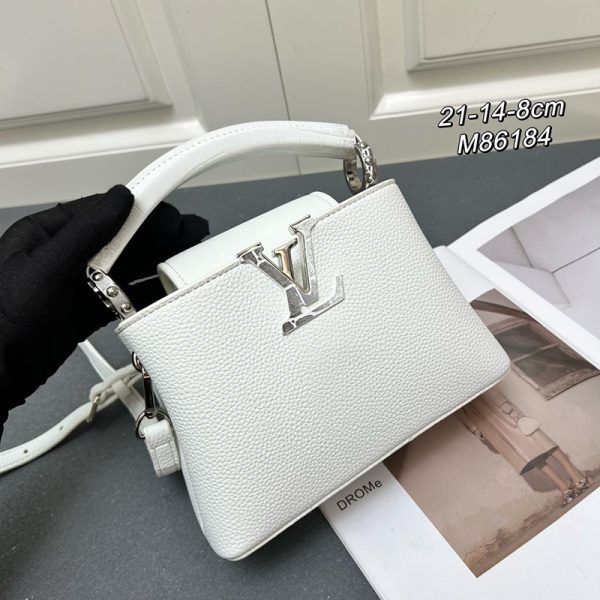 ルイヴィトン カプシーヌ MINI ホワイト トリヨンレザー M86184 lv301009 N品 ルイヴィトン カプシーヌミニ - 画像 (9)