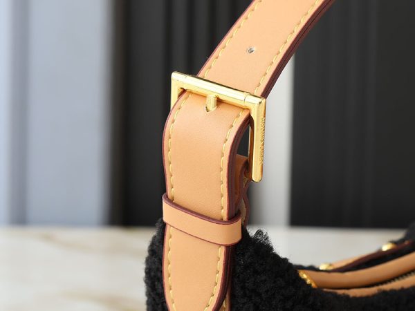 ルイヴィトン ポシェット･ヒルズ LV Hills Pochette ホワイト/ブラック M11920 牛革 lv301014 N品 ルイヴィトン 新作バッグ - 画像 (5)