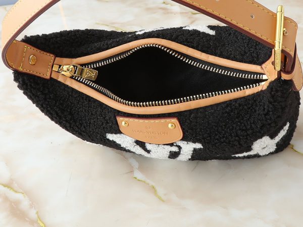ルイヴィトン ポシェット･ヒルズ LV Hills Pochette ホワイト/ブラック M11920 牛革 lv301014 N品 ルイヴィトン 新作バッグ - 画像 (2)
