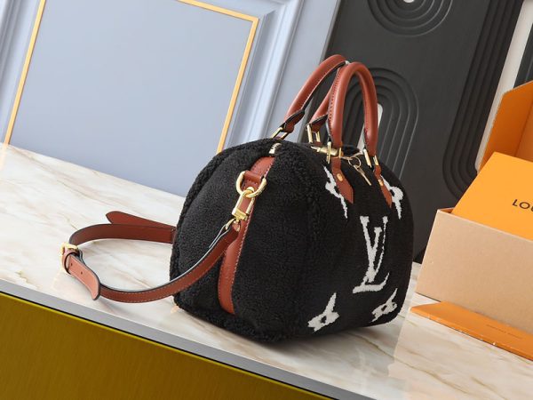ルイヴィトン LV Ski スピーディ･バンドリエール 25 ホワイト/ブラック M23468 牛革 lv301017 N品 スピーディバンドリエール25 口コミ - 画像 (9)