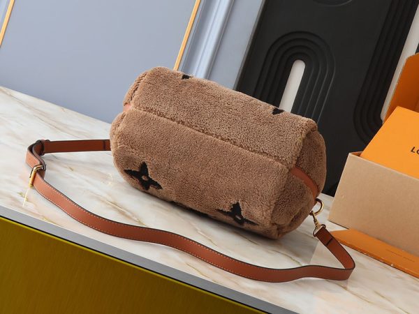 ルイヴィトン LV Ski スピーディ･バンドリエール 25 ブラウン/ブラック M23468 牛革 lv301018 N品 スピーディバンドリエール25 口コミ - 画像 (7)