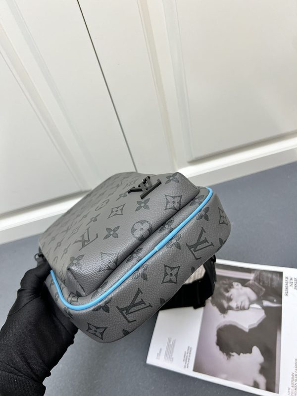 ルイヴィトン モノグラム バッグ アヴェニュースリングバッグ N45303 グレーxブルー lv301021 N品 ルイヴィトンアヴェニュースリングバッグ - 画像 (6)