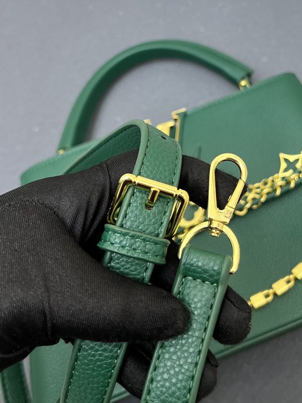 ルイヴィトン カプシーヌ MM 2way ショルダー ハンドバッグ 斜め掛け トリヨンレザー ヴェール グリーン 緑 ゴールド金具 M21690 - 画像 (2)