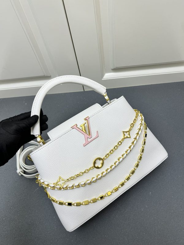 ルイヴィトン カプシーヌ MM 2way ショルダー ハンドバッグ 斜め掛け トリヨンレザー ホワイト ゴールド金具 lv301025 カプシーヌ ヴィトン 値段 - 画像 (6)