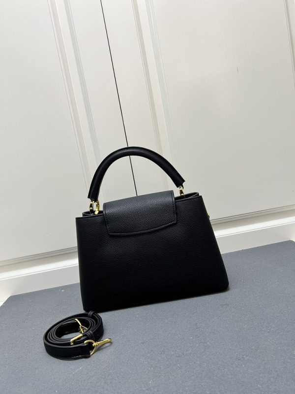 ルイヴィトン カプシーヌ MM 2way ショルダー ハンドバッグ 斜め掛け トリヨンレザー ブラック ゴールド金具 lv301027 ヴィトン カプシーヌ 新作 - 画像 (8)