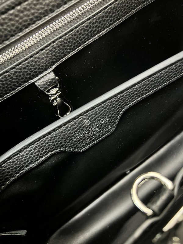 ルイヴィトン カプシーヌ MM 2way ショルダー ハンドバッグ 斜め掛け トリヨンレザー ブラック シルバー金具 lv301028 ルイヴィトン ハンドバッグ - 画像 (2)