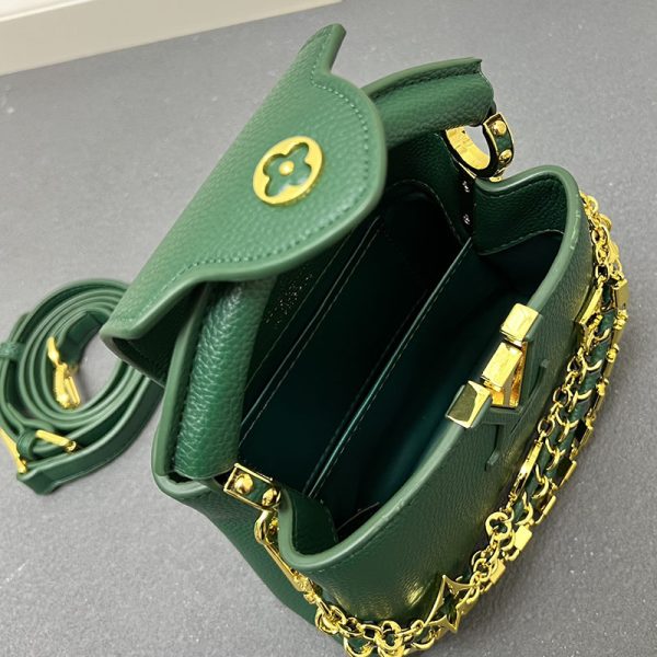 ルイヴィトン カプシーヌ mini グリーン M12344 トリヨンレザー lv301034 N品 ルイヴィトン 斜めがけ レディース 廃盤 - 画像 (4)