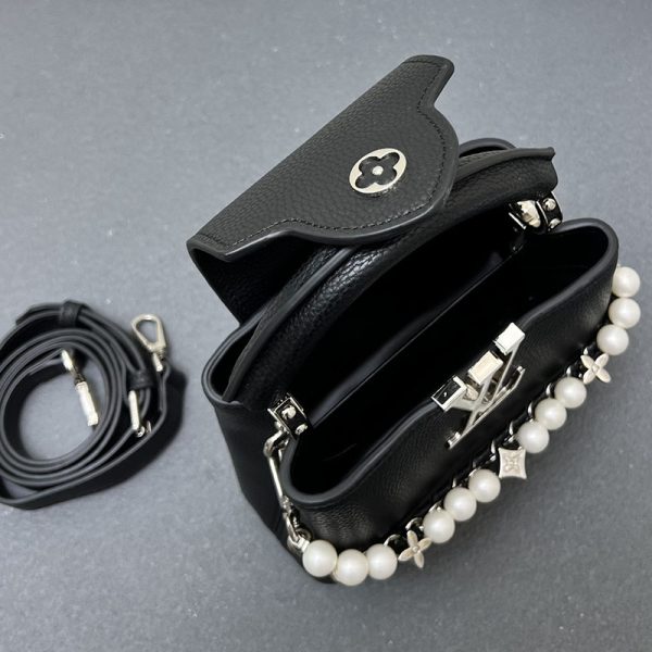 ルイヴィトン カプシーヌ mini ブラック M12344 トリヨンレザー lv301035 N品 ルイヴィトン 斜めがけ レディース 廃盤 - 画像 (4)