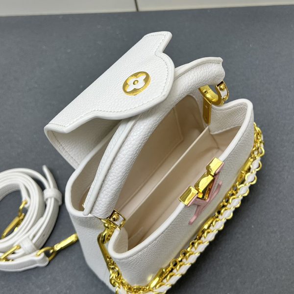 ルイヴィトン カプシーヌ mini ホワイト M12344 トリヨンレザー lv301036 N品 ルイヴィトン 斜めがけ レディース 廃盤 - 画像 (4)