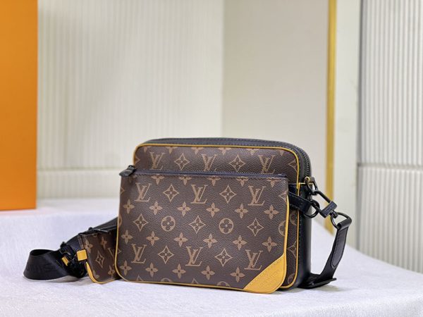 ルイヴィトン Monogram Trio Messenger Shoulder Bag M46694 モノグラム トリオ メッセンジャー ショルダー バッグ ブラウン - 画像 (8)