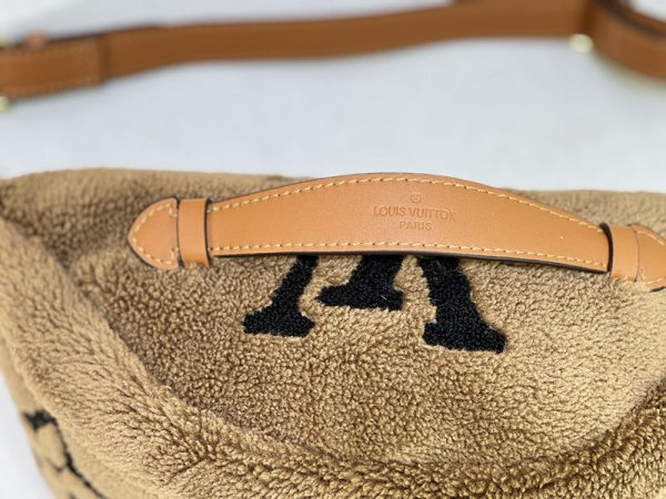 ルイヴィトン アウトレット 店舗 VUITTON モノグラム・テディ バムバッグMM ウエストバッグ ボディバッグ lv301058 ルイヴィトン ミニバムバッグ - 画像 (6)