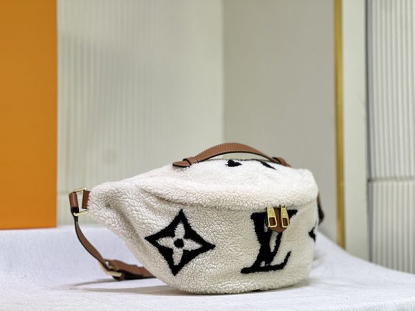 ルイヴィトン アウトレット 店舗 VUITTON モノグラム・テディ バムバッグMM ウエストバッグ ボディバッグ lv301059 ヴィトン バムバッグ - 画像 (9)