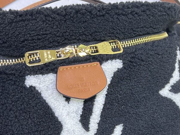 ルイヴィトン アウトレット 店舗 VUITTON モノグラム・テディ バムバッグMM ウエストバッグ ボディバッグ lv301060 ルイヴィトン 定番バッグ - 画像 (6)