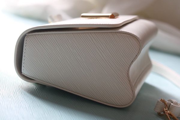 ルイヴィトン アウトレット 店舗 VUITTON ツイスト MM ショルダーバッグ M11724 ホワイト N品 ルイヴィトン エピ バッグ 人気 - 画像 (4)