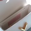 ルイヴィトン アウトレット 店舗 VUITTON ツイスト MM ショルダーバッグ M11724 ホワイト N品 ルイヴィトン エピ バッグ 人気 - 画像 (2)